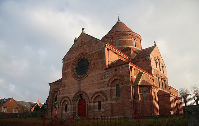 Saint_Sophia's_church,_Galston_-_geograph.org.uk_-_1149301